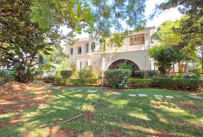 4 Bed House with En Suite at Nyari Central - 2