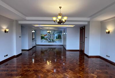 4 Bed Apartment with En Suite at Riverside Drive