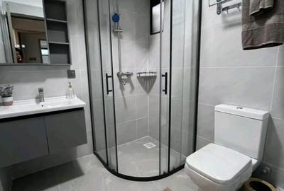 1 Bed Apartment with En Suite at Riverside Drive - 3