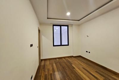 4 Bed Apartment with En Suite in Spring Valley - 2