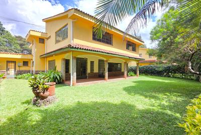 4 Bed Townhouse with En Suite at Lavington Green