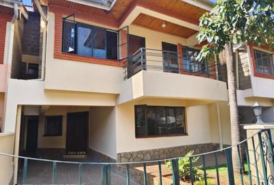 5 Bed Townhouse with En Suite at Lavington Green