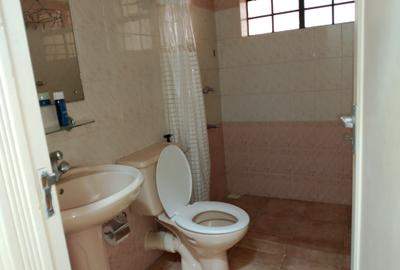 Serviced 2 Bed Apartment with En Suite at Parklands