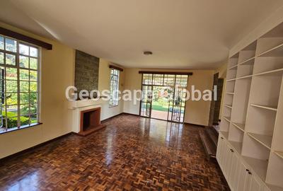 4 Bed House with En Suite in Nyari