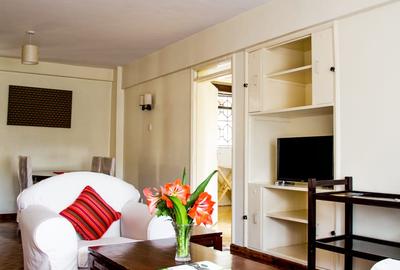 Serviced Studio Apartment with En Suite at Rhapta Road - 4