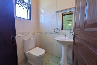 Furnished 3 Bed Apartment with Swimming Pool in Nyali Area - 2