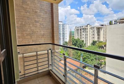 1 Bed Apartment with En Suite in Riverside - 2