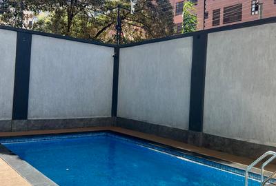 3 Bed Apartment with En Suite in Lavington