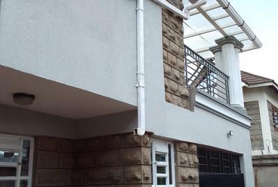 4 Bed Townhouse with En Suite at Kamaki