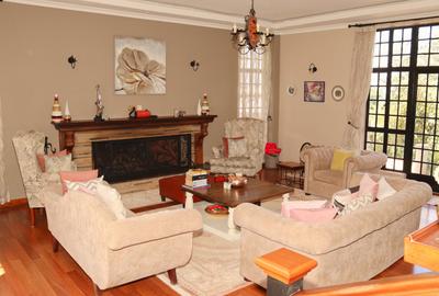 4 Bed House with En Suite in Karen - 2