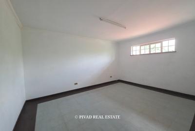 5 Bed House with Garden in Runda - 3