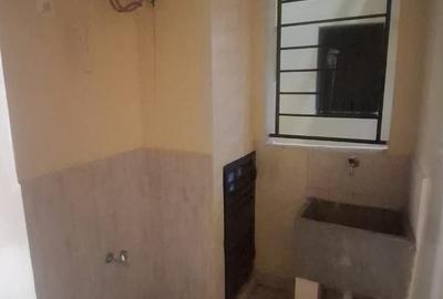 1 Bed Apartment with En Suite at Arwings Khodek