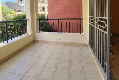 3 Bed Apartment with En Suite at Lavington - 2