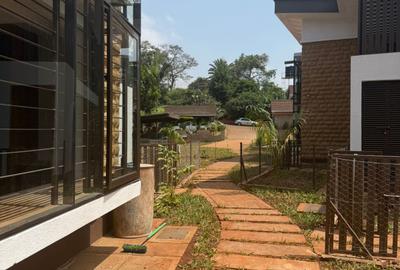 2 Bed Townhouse with En Suite at Ridgeways - 2