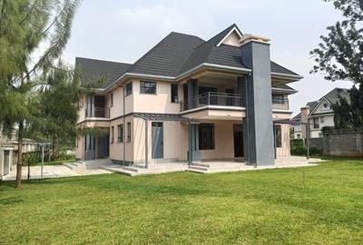 5 Bed House with En Suite at Garden Estate