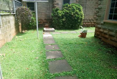 4 Bed Villa with En Suite in Lavington