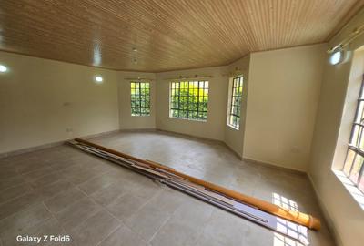 3 Bed House with En Suite at Rimpa - 3