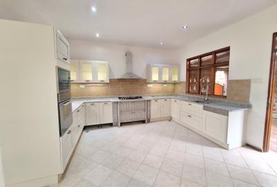 5 Bed Villa with En Suite at Windy Ridge - 4