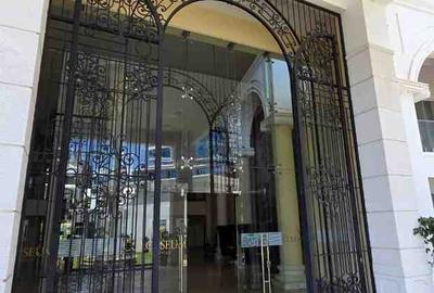 4 Bed Apartment with En Suite at City Drive - 2