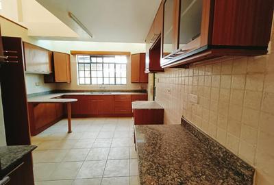 4 Bed Townhouse with En Suite in Kileleshwa