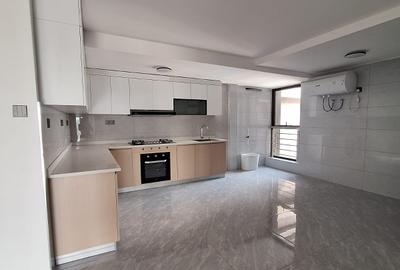 2 Bed Apartment with En Suite at Riverside - 2