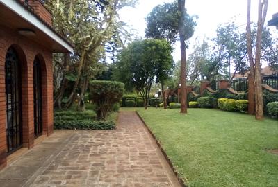 4 Bed House with En Suite at New Kitisuru