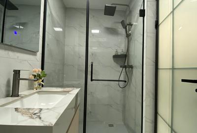 1 Bed Apartment with Swimming Pool at Wood Avenue - 3