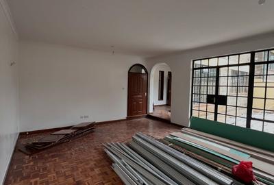 4 Bed Townhouse with En Suite in Lavington - 3