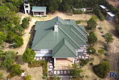 3 Bed House with En Suite at Naromoru