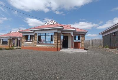 3 Bed House with En Suite at Acacia