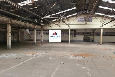 40,000 ft² Warehouse with Fibre Internet at Enterprise Road - 4