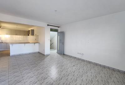 3 Bed Apartment with En Suite at Merisho Road