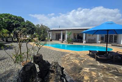 3 Bed Villa with En Suite at Kikambala