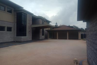 5 Bed Townhouse with En Suite in Muthaiga