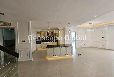 4 Bed Apartment with En Suite in Westlands Area - 2