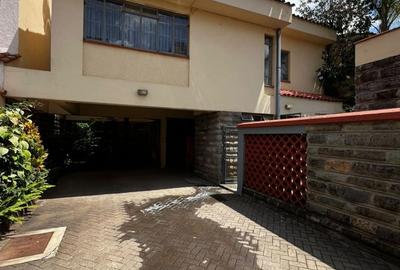 4 Bed Townhouse with En Suite in Kilimani