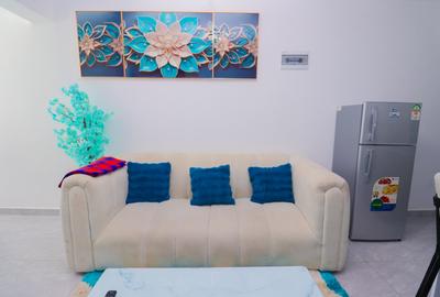 Serviced 1 Bed Apartment with Gym at Wood Avenue