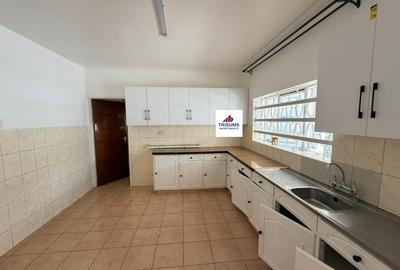 4 Bed Townhouse with En Suite in Westlands Area - 3