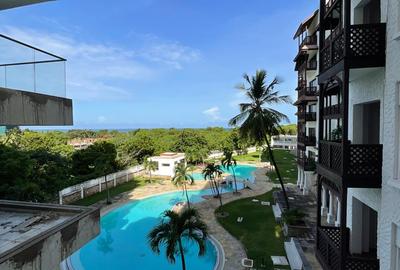 Serviced 3 Bed Apartment with En Suite in Nyali Area - 4
