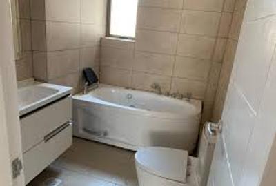 3 Bed Apartment with En Suite in Lavington - 4