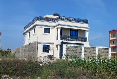 5 Bed House with En Suite at 4Km From Ruiru Kamakis Eastern Bypass