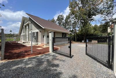 2 Bed House with En Suite in Karen