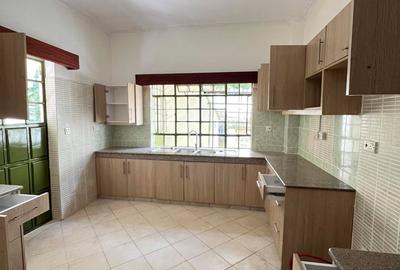 4 Bed Townhouse with En Suite at Chalbi Drive - 2