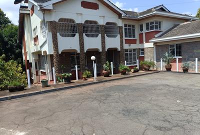 4 Bed House with En Suite in Runda