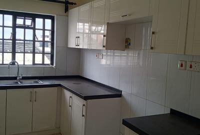 1 Bed Apartment with En Suite at Kileleshwa - 4