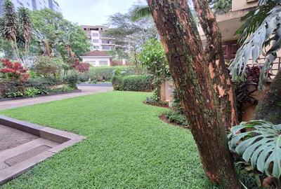 5 Bed Townhouse with En Suite at Lavington