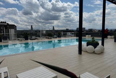 3 Bed Apartment with En Suite in Riverside