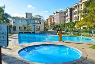 Serviced 3 Bed Apartment with En Suite in Nyali Area - 2