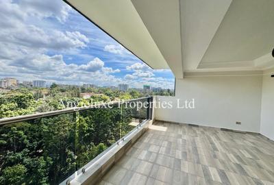 3 Bed Apartment with En Suite at Riverside Drive