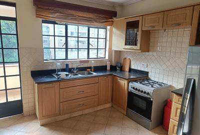 3 Bed Apartment with En Suite in Kileleshwa